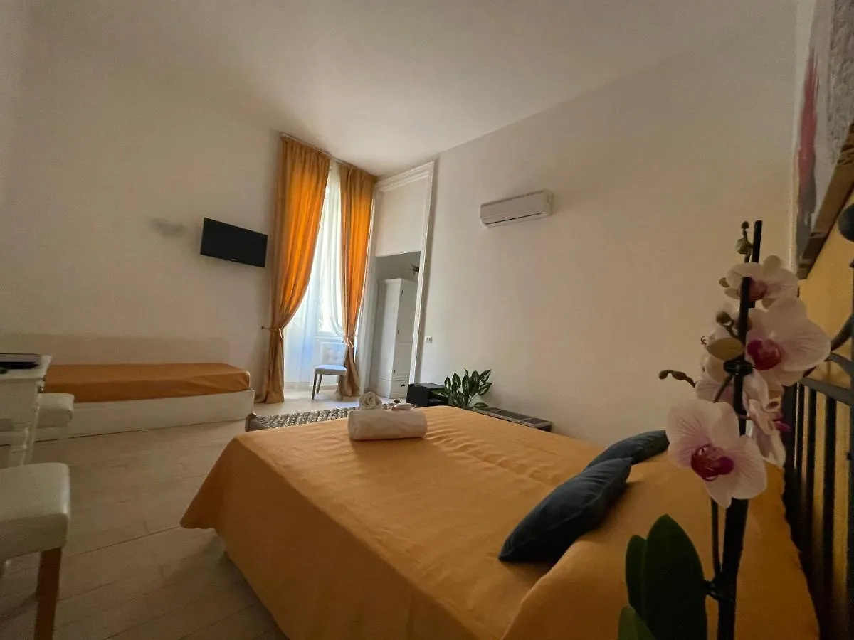 Ad Cavour Luxury Rooms Roma