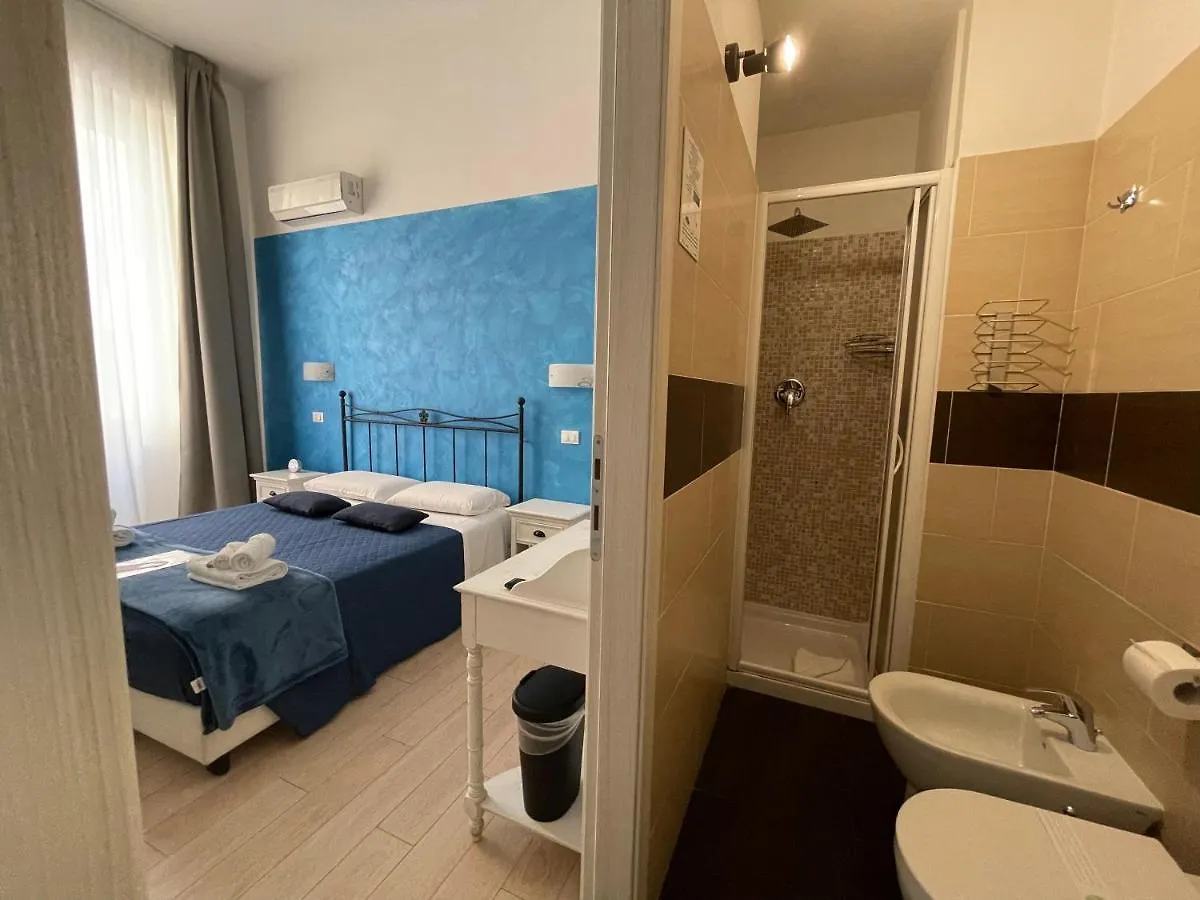 Ad Cavour Luxury Rooms Roma Italia