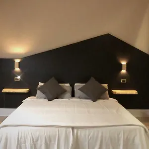 Hotel Paris, Rome