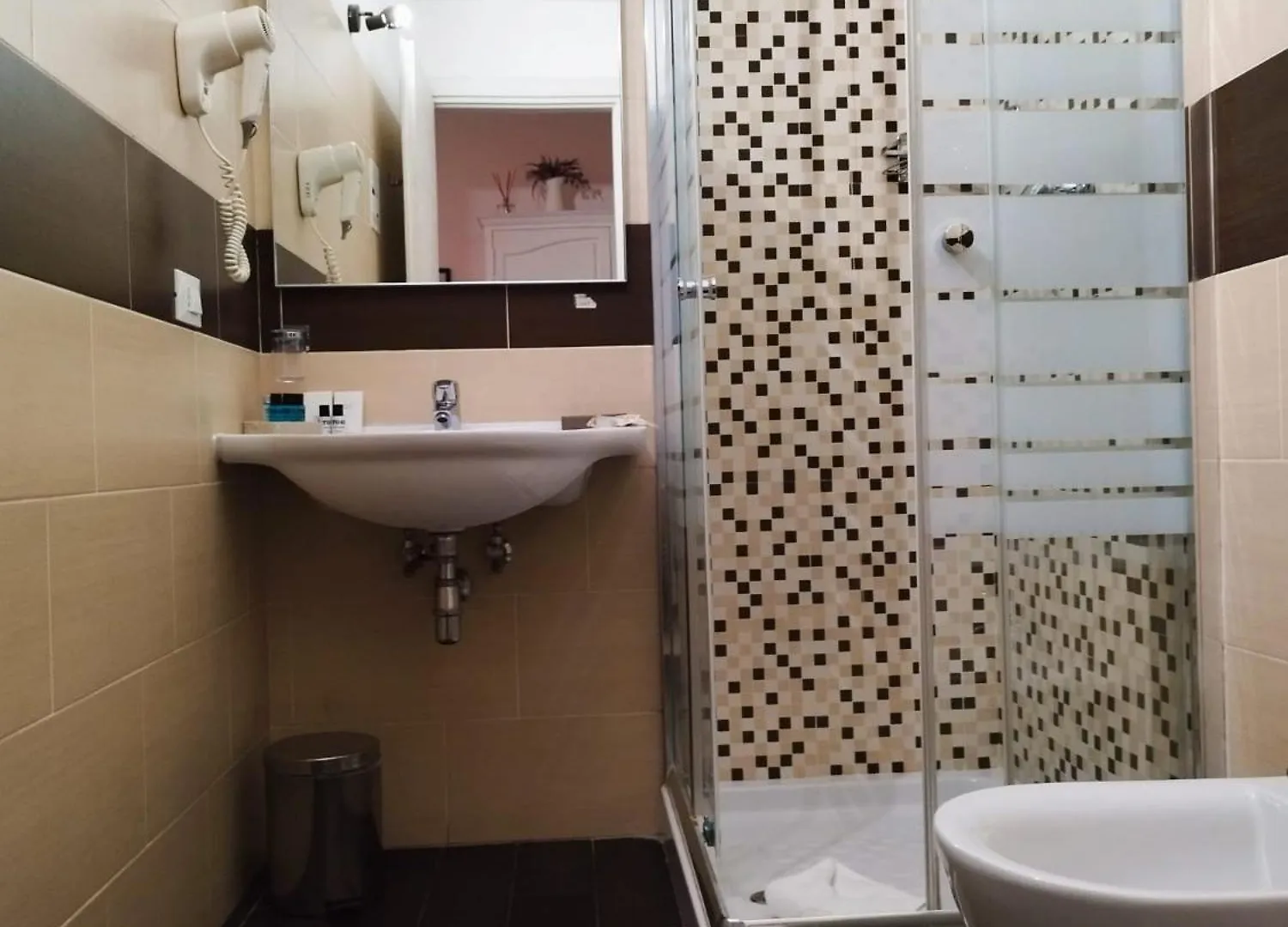 Ad Cavour Luxury Rooms - By Ad Roma Gæstehus Rom